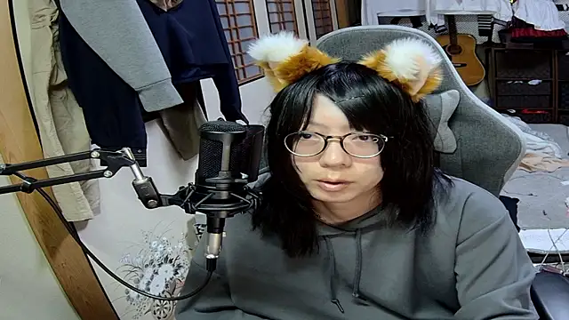 Snapshot of harinyanxxx chatting on February 28, 2026, 5:56 pm harinyanxxx online show from February 28, 2026, 5:56 pm