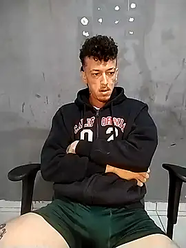 RuivoDotado24cm online show from February 24, 2026, 9:32 am