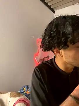 Sweett pain online show from October 30, 2025, 3:38 am