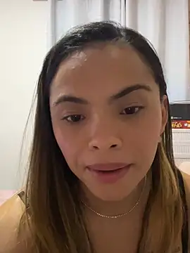 Snapshot of safadinhaquenteW chatting on July 10, 2026, 4:29 pm safadinhaquenteW online show from July 10, 2026, 4:29 pm