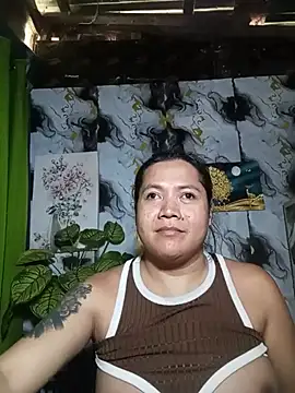 Snapshot of trishacummerts chatting on June 8, 2026, 2:01 am trishacummerts online show from June 8, 2026, 2:01 am