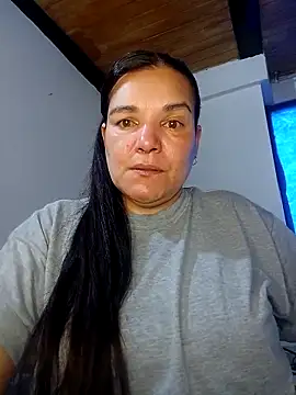 Snapshot of MilfBlonde_ chatting on October 18, 2025, 11:12 am MilfBlonde online show from October 18, 2025, 11:12 am