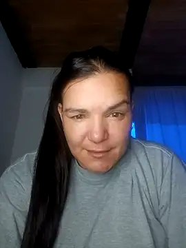 Snapshot of MilfBlonde_ chatting on October 16, 2025, 11:07 am MilfBlonde online show from October 16, 2025, 11:07 am