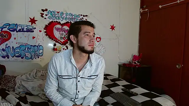 Snapshot of picante70_ chatting on February 10, 2026, 11:20 am picante70 online show from February 10, 2026, 11:20 am