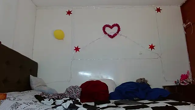 picante70  online show from October 22, 2025, 10:47 am