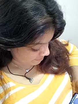 Snapshot of kajal77715 chatting on October 17, 2025, 9:56 am kajal77715 online show from October 17, 2025, 9:56 am