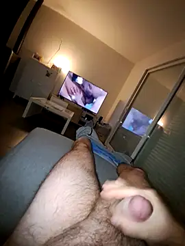 nico33000a online show from February 10, 2026, 9:25 pm