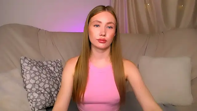 Snapshot of EllyColins chatting on July 11, 2026, 3:07 am EllyColins online show from July 11, 2026, 3:07 am