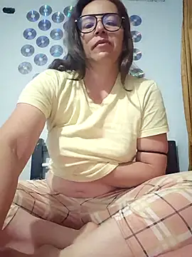 Lui Fer01 online show from June 14, 2026, 9:54 am