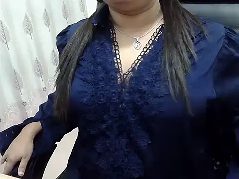 Snapshot of SexyRani2000 chatting on February 6, 2026, 8:49 pm SexyRani2000 online show from February 6, 2026, 8:49 pm
