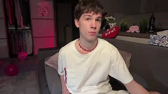 Snapshot of Jeremy1Scott chatting on December 2, 2025, 9:38 pm Jeremy1Scott online show from December 2, 2025, 9:38 pm