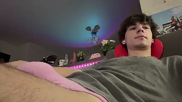 Snapshot of Jeremy1Scott chatting on February 26, 2026, 3:50 am Jeremy1Scott online show from February 26, 2026, 3:50 am