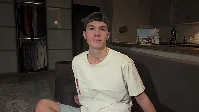 Snapshot of Jeremy1Scott chatting on November 12, 2025, 3:21 am Jeremy1Scott online show from November 12, 2025, 3:21 am