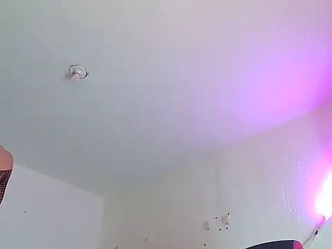 Trix ebony online show from April 7, 2026, 4:25 am