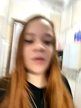 ruivinhadancer online show from November 14, 2025, 6:11 pm