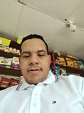 Snapshot of cristian_maln1 chatting on July 11, 2026, 2:39 pm cristian maln1 online show from July 11, 2026, 2:39 pm
