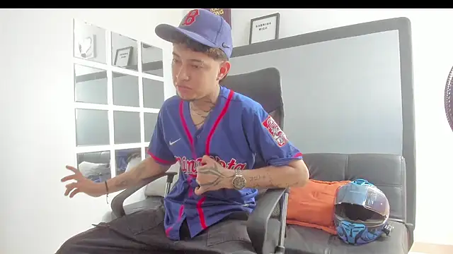 Sky Wild online show from November 6, 2025, 8:35 pm