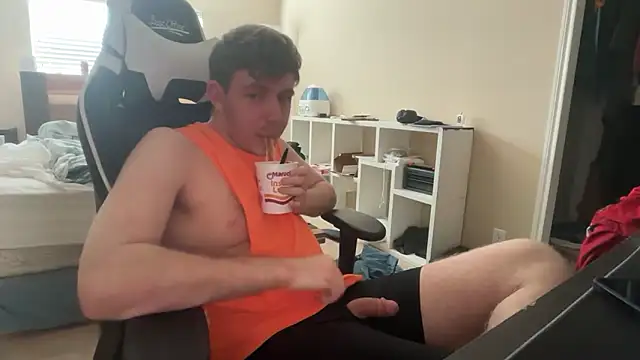 eddieeeeee1232 online show from March 2, 2026, 8:38 pm