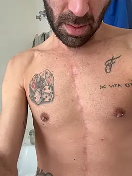 Snapshot of calienteatope chatting on January 14, 2026, 4:10 pm calienteatope online show from January 14, 2026, 4:10 pm