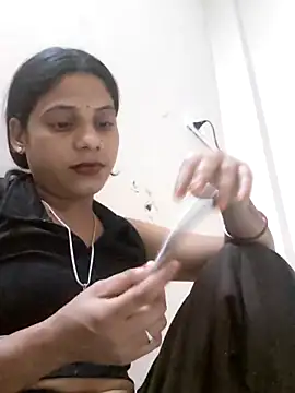 Snapshot of Nitya_hot chatting on April 13, 2026, 5:17 pm Nitya hot online show from April 13, 2026, 5:17 pm