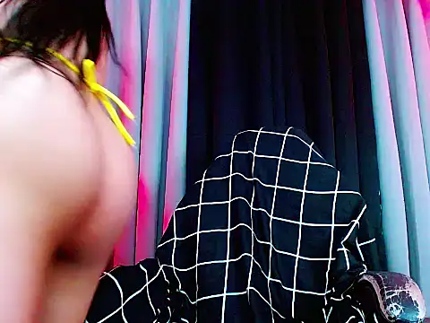 Snapshot of Manddeexx chatting on March 1, 2026, 1:38 am Manddeexx online show from March 1, 2026, 1:38 am