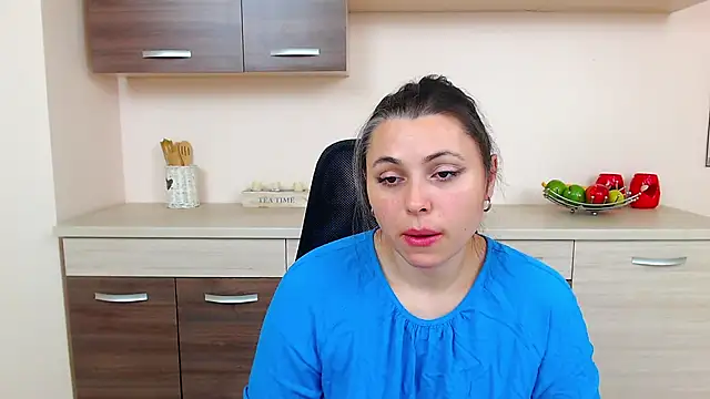 Soft Lilly online show from October 22, 2025, 5:40 am