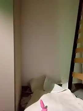 Snapshot of Cucco25 chatting on November 25, 2025, 4:40 pm Cucco25 online show from November 25, 2025, 4:40 pm