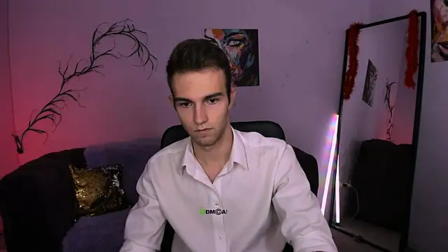 astren villo online show from November 20, 2025, 8:20 pm