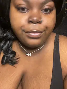 TheChubbySiren online show from February 5, 2026, 2:57 pm