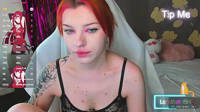 Snapshot of MeganNewCat chatting on July 5, 2026, 5:36 am MeganNewCat online show from July 5, 2026, 5:36 am