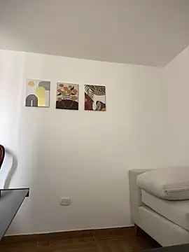 Snapshot of Cara-Hadley chatting on October 30, 2025, 4:15 pm Cara-Hadley online show from October 30, 2025, 4:15 pm