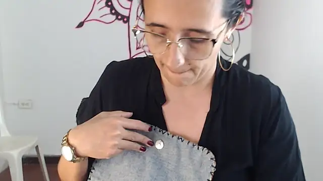 Lucyy Naugthy online show from March 4, 2026, 1:30 pm