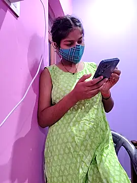 Snapshot of Muskan_12th chatting on October 17, 2025, 5:37 pm Muskan 12th online show from October 17, 2025, 5:37 pm