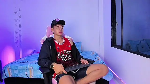 Snapshot of Axel_Cody_ chatting on February 20, 2026, 11:34 am Axel Cody online show from February 20, 2026, 11:34 am