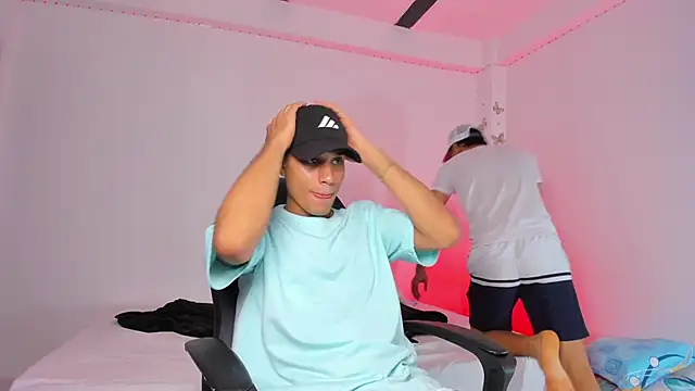 Snapshot of Axel_Cody_ chatting on November 17, 2025, 7:18 pm Axel Cody online show from November 17, 2025, 7:18 pm