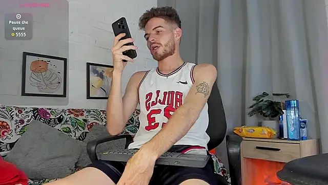 MATEO HUNTER online show from December 14, 2025, 8:53 am