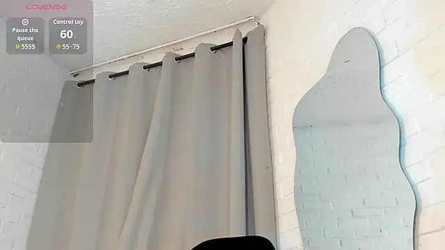 Snapshot of MATEO_HUNTER chatting on February 9, 2026, 6:00 am MATEO HUNTER online show from February 9, 2026, 6:00 am