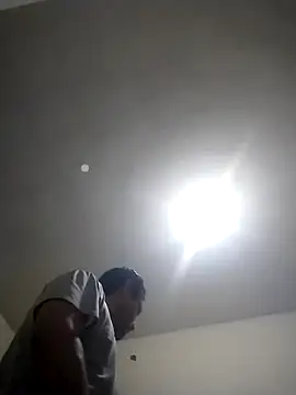 Snapshot of checheludo23 chatting on February 23, 2026, 4:25 am checheludo23 online show from February 23, 2026, 4:25 am