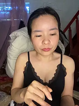 Listen-ly online show from December 18, 2025, 2:27 am