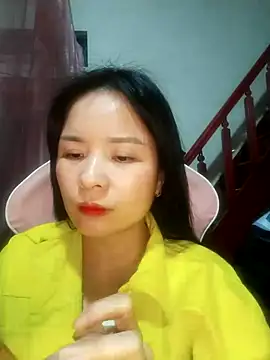 Listen-ly online show from November 5, 2025, 3:26 pm