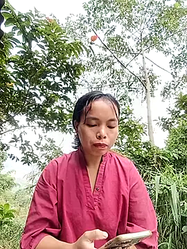 Snapshot of Nguyet2k4 chatting on November 23, 2025, 1:48 am Nguyet2k4 online show from November 23, 2025, 1:48 am