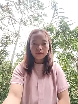 Snapshot of Nguyet2k4 chatting on February 11, 2026, 12:10 am Nguyet2k4 online show from February 11, 2026, 12:10 am