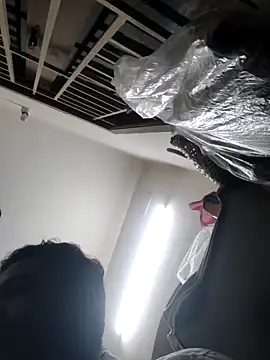 Snapshot of Vickyins480000 chatting on December 19, 2025, 4:53 pm Vickyins480000 online show from December 19, 2025, 4:53 pm