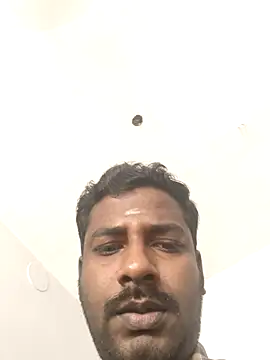 Snapshot of Vickyins480000 chatting on November 10, 2025, 5:01 am Vickyins480000 online show from November 10, 2025, 5:01 am