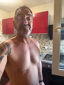 Snapshot of COBRAboySEX@xh chatting on June 29, 2026, 8:21 am COBRAboySEXxh online show from June 29, 2026, 8:21 am