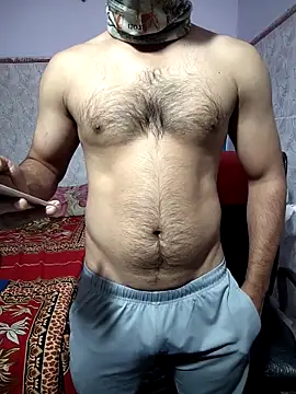 imyoungboymay online show from November 16, 2025, 9:36 am