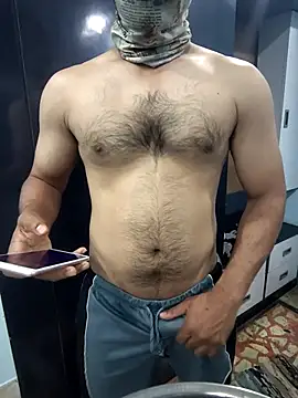 imyoungboymay online show from February 9, 2026, 8:12 am