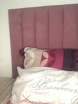 Bubbles156 online show from February 15, 2026, 2:05 pm