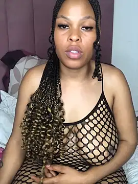 Bubbles156 online show from April 10, 2026, 7:32 pm