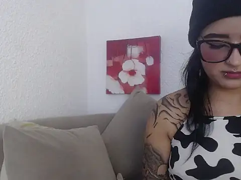 Nebula Lux online show from January 9, 2026, 12:45 pm